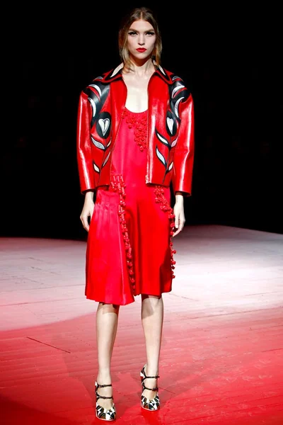 Look 36